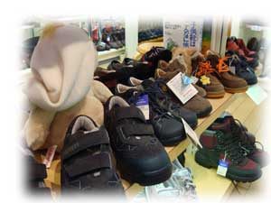 子供の足の発達に合った靴の選び方　１歳半～３歳 